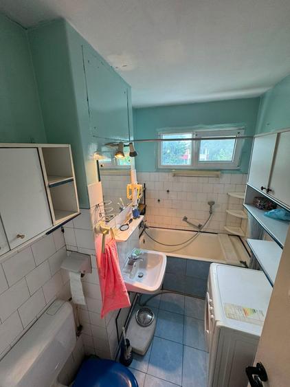 Apartament cu 2 camere semidecomandat în Astra