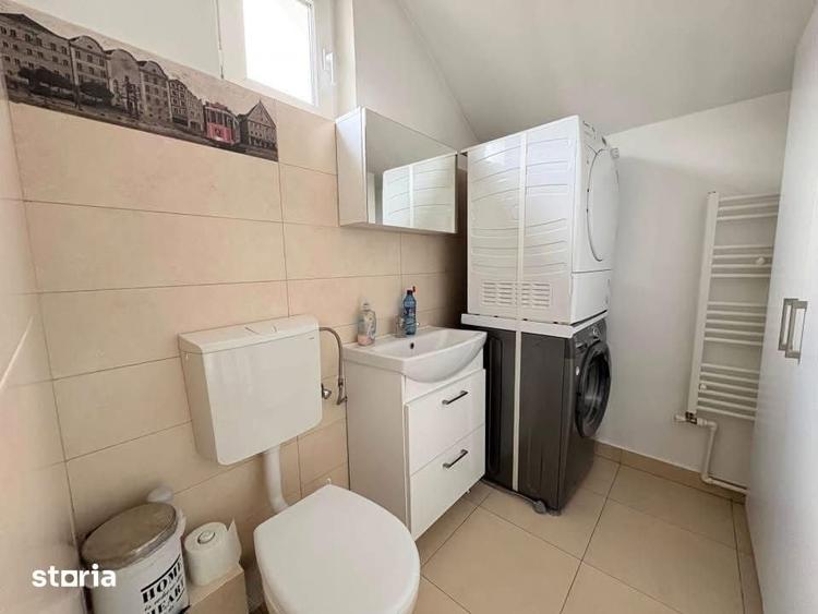 Casă cu 5 camere cu Teren 249 Mp în Valu lui Traian