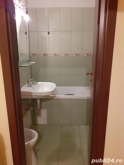 Apartament cu 3 camere decomandat în Bolintin-Vale