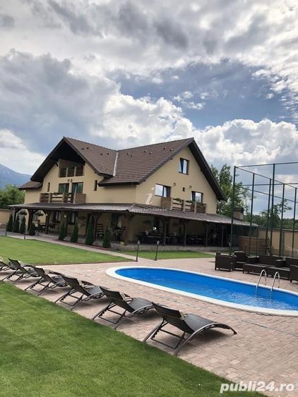 Casă cu 9 camere cu Teren 1500 Mp în Avrig