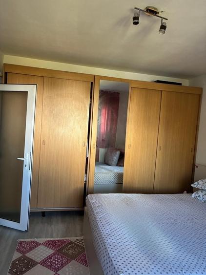 Apartament cu 3 camere decomandat în Faleza Nord