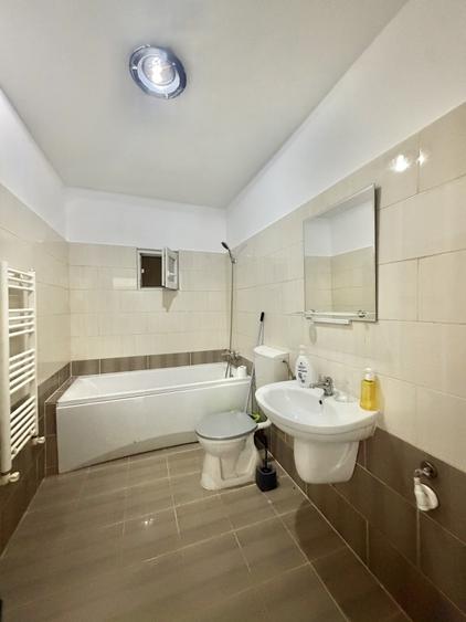 Apartament cu 2 camere decomandat, mobilat în Lipovei