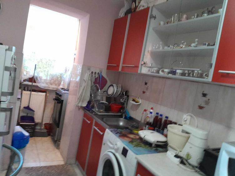 Apartament cu 2 camere semidecomandat în Nicolae Bălcescu