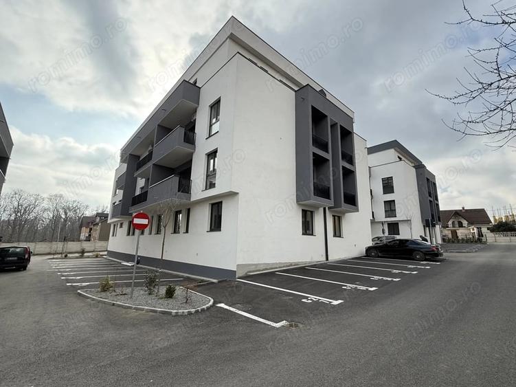 Apartament cu 2 camere semidecomandat în Sânmartin