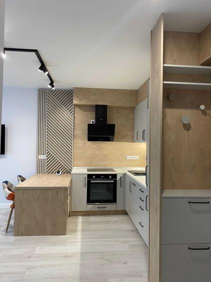 Apartament cu 2 camere semidecomandat în Central