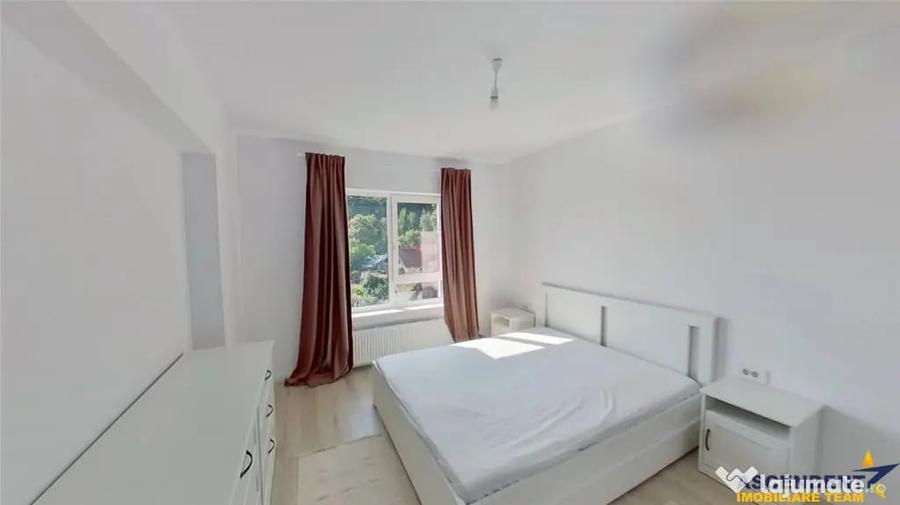 Apartament cu 2 camere decomandat în Noua