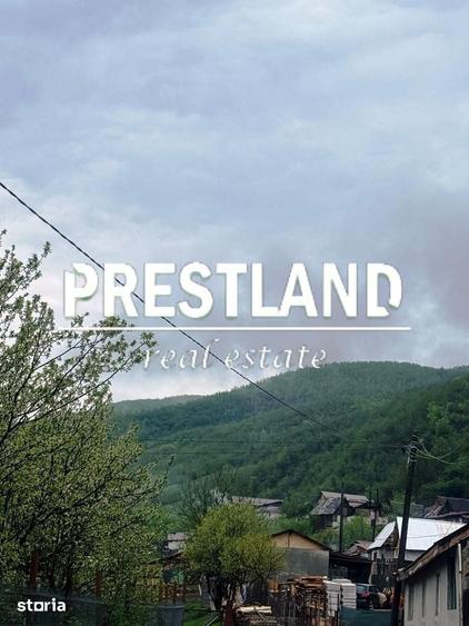 Teren de 1200 mp, în Turnu Roșu
