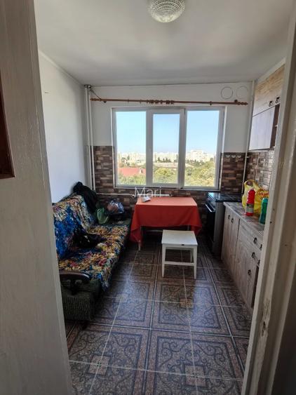 Vand apartament 3 camere