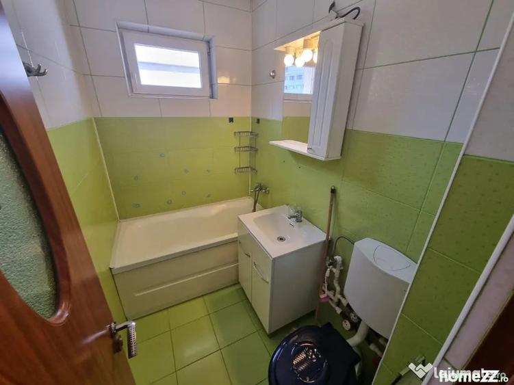 Apartament cu 2 camere decomandat în Abator