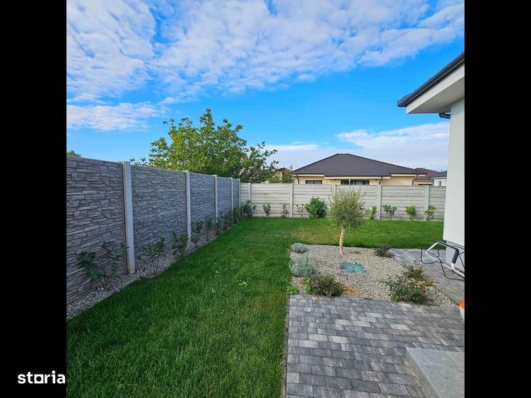 Casă cu 4 camere cu Teren 470 Mp în Oncea