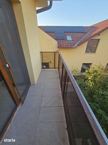 Casă cu 5 camere cu Teren 266 Mp în Europa