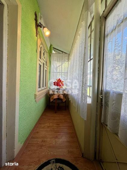 Casă cu 5 camere cu Teren 1187 Mp în Tătărani
