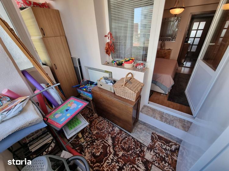 Apartament cu 3 camere în Capitol