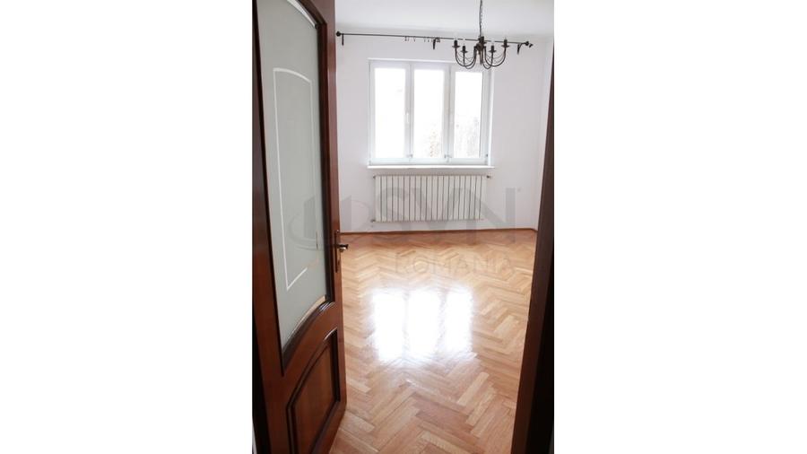 Apartament cu 4 camere decomandat, mobilat în Dorobanți
