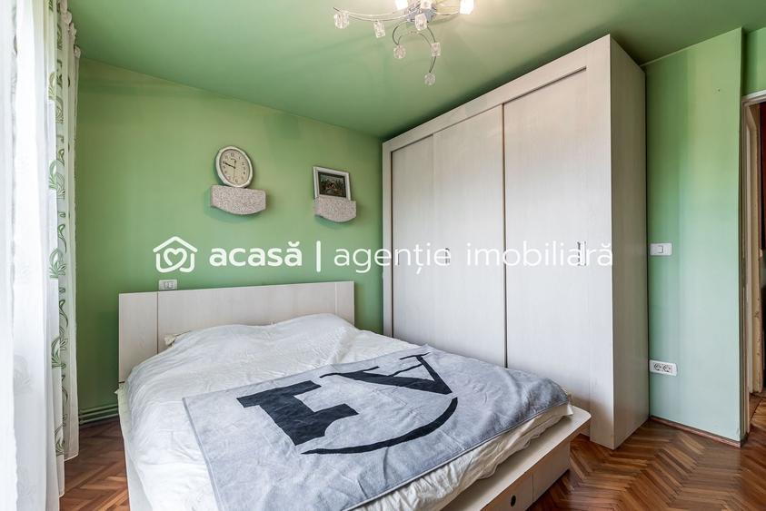Apartament cu 3 camere decomandat, mobilat în Micălaca