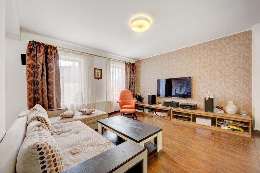 Casă individuală cu 5 camere cu Garaj în Snagov