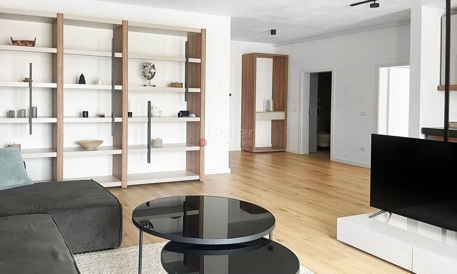 Apartament cu 2 camere decomandat în Brașovul Vechi