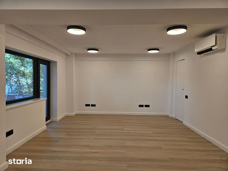 Spațiu comercial, de 160 mp, în Domenii