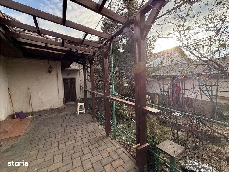 Casă cu 4 camere cu Teren 263 Mp în Central