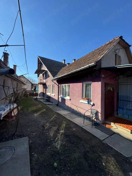 Casă cu 2 camere în Central