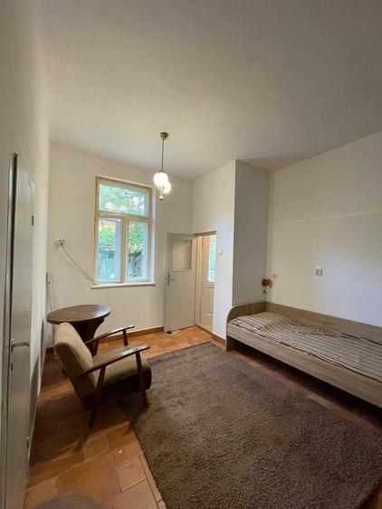 Apartament cu 2 camere semidecomandat în Andrei Mureșanu