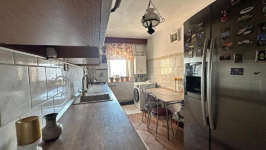 Apartament cu 4 camere decomandat în Păcurari