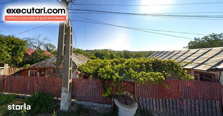 Casă cu Teren 3400 Mp în Buciumeni