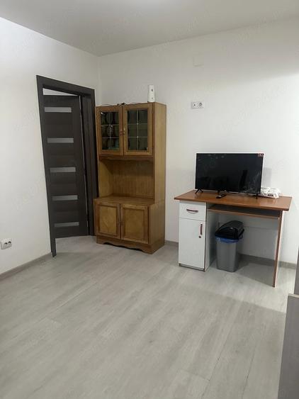 Garsonieră semidecomandată în Brazda lui Novac