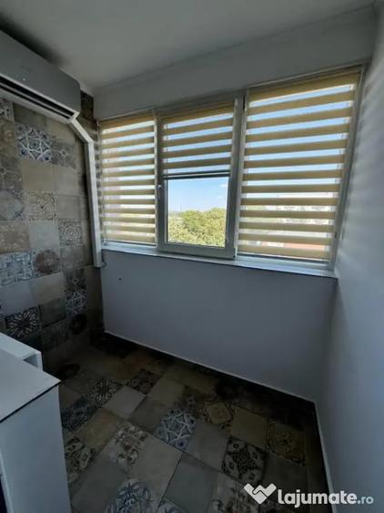 Garsonieră decomandată în Brazda lui Novac