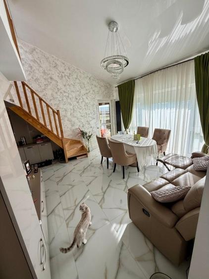 Apartament cu 4 camere decomandat, mobilat în Tomis Nord