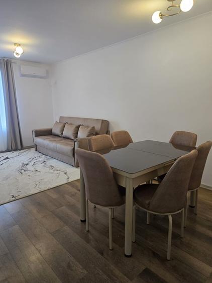 Apartament cu 3 camere semidecomandat, mobilat în Copou