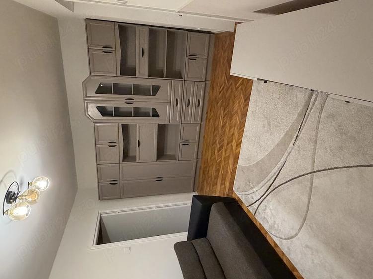 Apartament cu 3 camere semidecomandat în Central