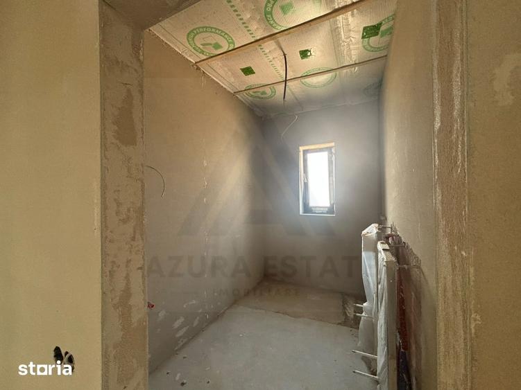 Casă cu 4 camere cu Teren 430 Mp în Cristian