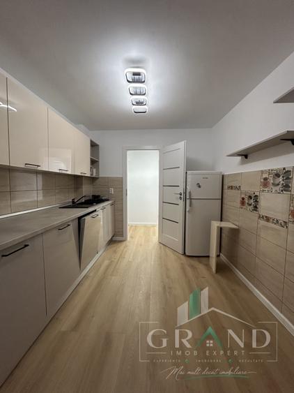 Apartament cu 3 camere decomandat în Zorilor