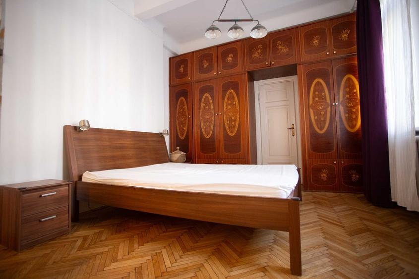 Apartament cu 2 camere decomandat în Ultracentral