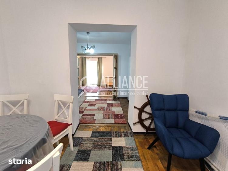 Apartament cu 3 camere semidecomandat, mobilat în Central