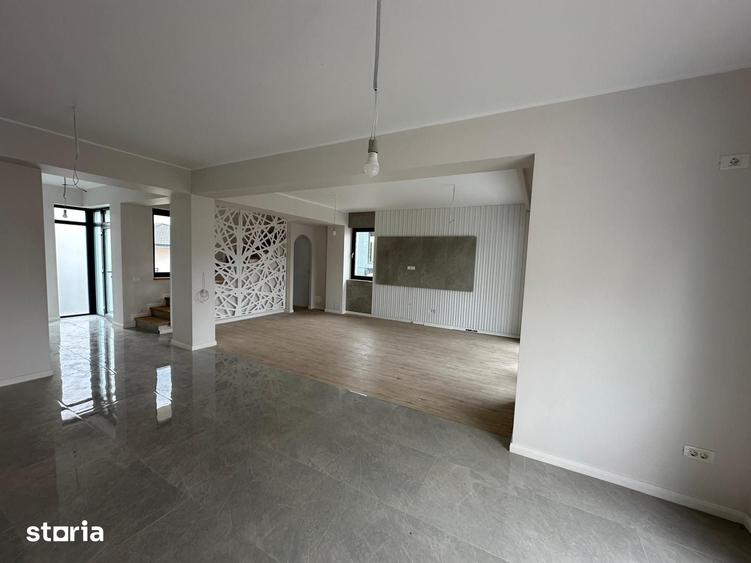 Casă cu 4 camere cu Teren 270 Mp în Mogoșoaia