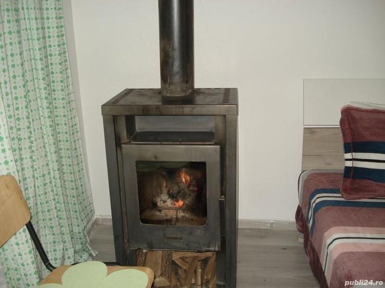Apartament cu 3 camere decomandat în Șoimuș