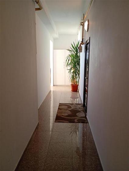 Apartament cu 3 camere decomandat, mobilat în Dobroești