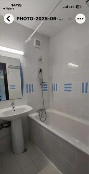 Apartament cu 3 camere semidecomandat, mobilat în Drumul Taberei