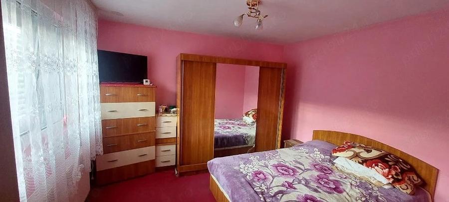 Casă cu Teren 1163 Mp în Valea Seacă