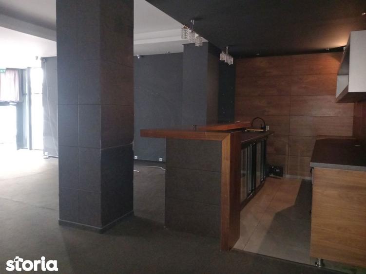 Spațiu comercial, de 148 mp, în Traian