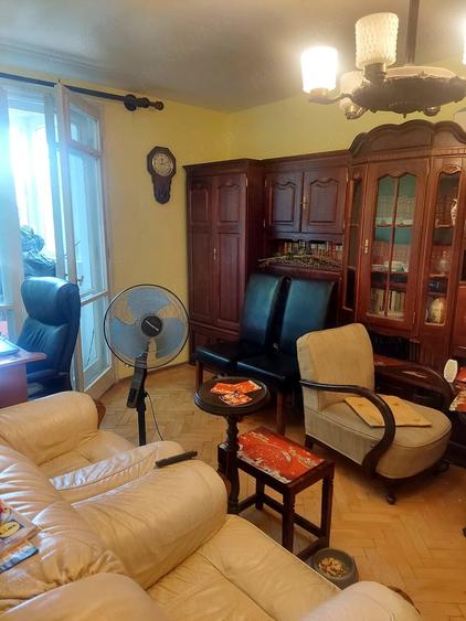 Apartament 4 camere de vanzare confort 1 Metrou Titan Piata Minis sector 3 Bucuresti - Proprietar - 8