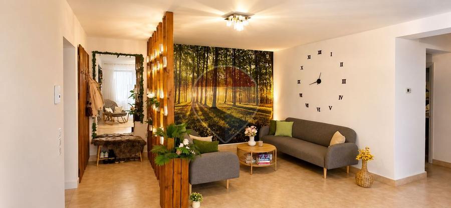 Apartament cu 3 camere semidecomandat, mobilat în Becaș
