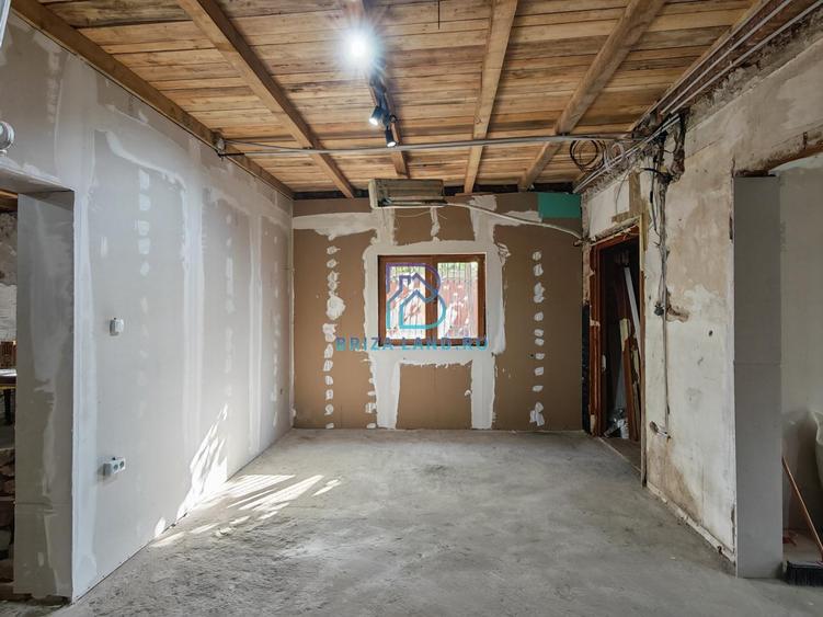 Casă individuală cu 5 camere cu Canalizare în Bucureștii Noi