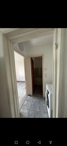 Apartament cu 2 camere semidecomandat în Rahova