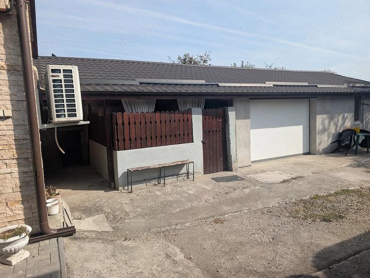 Casă cu Teren 1250 Mp în Central