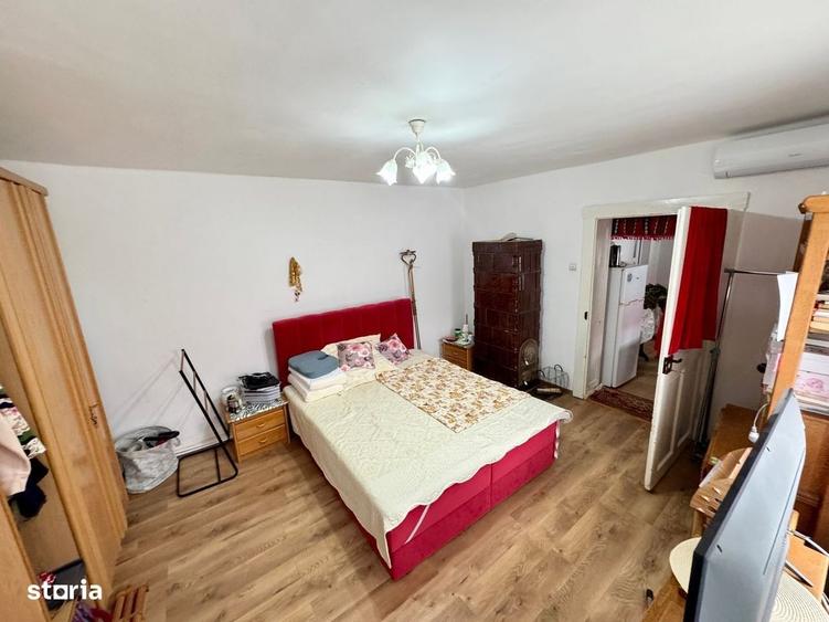 Casă cu 2 camere cu Teren 868 Mp în Arpașu de Sus