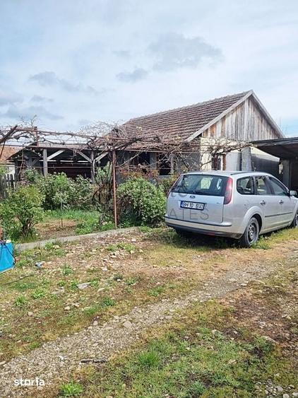 Casă cu 6 camere cu Teren 1439 Mp în Tinca