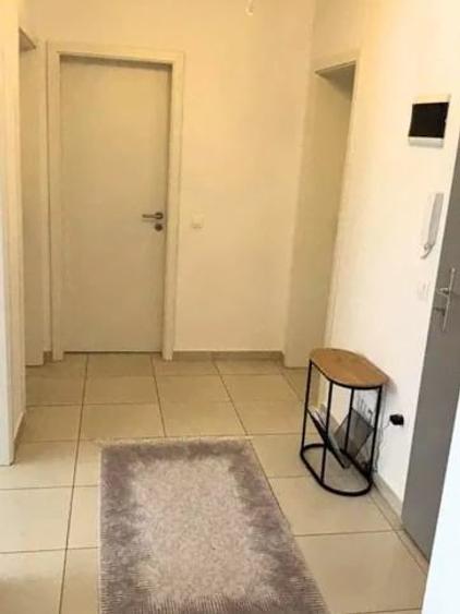 Apartament cu 2 camere decomandat în Avantgarden
